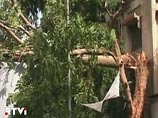 Растет число жертв мощного азиатского циклона "Айла", счет пострадавших идет на миллионы