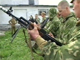 Борясь с эпидемией самоубийств на военной базе в США, командир приказал "прекратить немедленно" Борясь с эпидемией самоубийств на военной базе в США, командир приказал "прекратить немедленно"