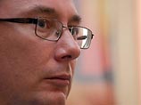 Причем, вопреки ожиданиям, связанным со скандальным инцидентом, произошедшим с главой МВД Украины Юрием Луценко в аэропорту Франкфурта, запрет на спиртное касается вовсе не министров, а журналистов Причем, вопреки ожиданиям, связанным со скандальным инцидентом, произошедшим с главой МВД Украины Юрием Луценко в аэропорту Франкфурта, запрет на спиртное касается вовсе не министров, а журналистов