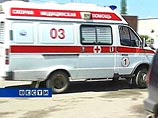 В Ставрополе железобетонный забор рухнул на легковые машины: есть пострадавший В Ставрополе железобетонный забор рухнул на легковые машины: есть пострадавший