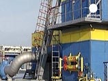 "Россия говорит, что не может дать 5 млрд, которые необходимы для заполнения газовых хранилищ на Украине (для обеспечения нормального транзита в Европу)", - отметил итальянский премьер