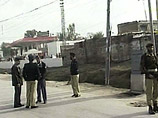 Боевики похитили 400 человек в Пакистане, 300 из них - школьники Боевики похитили 400 человек в Пакистане, 300 из них - школьники