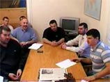 Освобожденные из-под стражи россияне рассказали на встрече с журналистами, что облавы проводились не только в квартирах