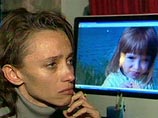 Россиянка Беленькая обвиняет французского мужа в "промывке мозгов" не поделенной родителями дочери Россиянка Беленькая обвиняет французского мужа в "промывке мозгов" не поделенной родителями дочери