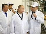 Премьер-министр России Владимир Путин посети свинокомплекс "Короча" в Белгородской области