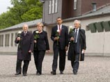Президент США Барак Обама, находящийся с рабочим визитом в Германии, в пятницу посетил мемориальный комплекс на месте бывшего нацистского концлагеря Бухенвальд