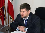 А вечером этого же дня одному из адвокатов позвонил участник того диалога и сказал, что обо всем этом уже осведомлен президент Чечни Рамзан Кадыров
