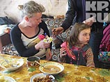 Россиянке, отсудившей дочь, предлагают работу и жилье в Португалии, но она уезжать не хочет Россиянке, отсудившей дочь, предлагают работу и жилье в Португалии, но она уезжать не хочет
