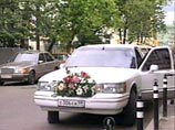 Как отмечает издание, тренд, формировавшийся последние пять лет, - рост числа браков - изменился, впервые с 2003 года динамика числа вступающих в брак изменилась Как отмечает издание, тренд, формировавшийся последние пять лет, - рост числа браков - изменился, впервые с 2003 года динамика числа вступающих в брак изменилась