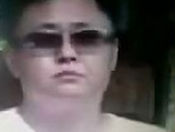 Фотография предполагаемого наследника лидера КНДР Ким Чен Ира - его сына Ким Чен Уна, которую распространила в среду японская телекомпания "ТВ-Асахи", оказалась фальшивкой