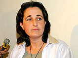 Во вторник 41-летняя Вероника Куржо предстала перед судом присяжных департамента Эндр-и-Луара. Женщину обвиняют в убийстве трех новорожденных детей, которых она тайно родила в 1999, 2002 и 2003 годах,
