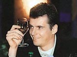 Она состоялась в ночь на 6 июня под занавес Петербургского экономического форума. Ее "хозяином" был миллиардер Михаил Прохоров, гостями - практически весь городской бомонд и бизнес-элита Она состоялась в ночь на 6 июня под занавес Петербургского экономического форума. Ее "хозяином" был миллиардер Михаил Прохоров, гостями - практически весь городской бомонд и бизнес-элита