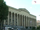 США осудили грузинских оппозиционеров, которые напали на депутатов парламента