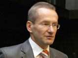 Глава Минздрава Латвии подал в отставку после отказа урезать зарплаты подчиненным