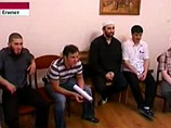 Высланных из Египта российских студентов встретили силовики в "Домодедово" Высланных из Египта российских студентов встретили силовики в "Домодедово"