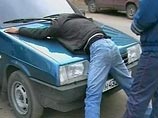 В Твери задержаны экс-милиционеры, зарезавшие военнослужащего и его жену В Твери задержаны экс-милиционеры, зарезавшие военнослужащего и его жену