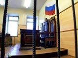 В Петербурге офицер МВД получил 4-летний срок за пытки скинхеда приседаниями