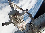 Полеты туристов на МКС после сентября будут приостановлены: на станции нет места