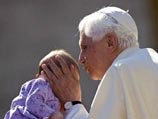 Папа подчеркнул свою духовную близость "ко всем детям Земли, подверженным страху, одиночеству, голоду, домогательствам и смертельным болезням"