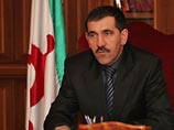 Ингушская оппозиция попросит поставить Аушева во главе республики, но его шансы невелики Ингушская оппозиция попросит поставить Аушева во главе республики, но его шансы невелики