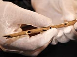 В Германии обнаружен древнейший в мире музыкальный инструмент - костяная флейта