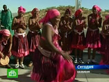 Медведева в Намибии встретили залпами артиллерии и танцами в набедренных повязках под тамтамы