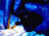 Великобритания стоит перед лицом "холодной кибервойны". Хакеры могут заполучить технологию, способную выключить системы контроля электростанций, компаний по водообеспечению, воздушному сообщению, правительственных и финансовых систем
