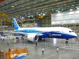 Boeing-787 Dreamliner вовсю теряет покупателей, еще даже не взлетев
Boeing-787 Dreamliner вовсю теряет покупателей, еще даже не взлетев