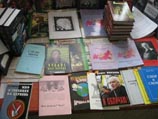Тульская епархия РПЦ помогает книжным магазинам справиться с "оккультным хаосом" на полках Тульская епархия РПЦ помогает книжным магазинам справиться с "оккультным хаосом" на полках