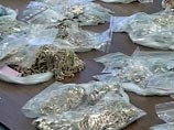 Налетчики, разбив стеклянные витрины, похитили ювелирные изделия на сумму 2 миллиона рублей