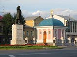 В Томске объявили войну тополям: они убивают жителей В Томске объявили войну тополям: они убивают жителей