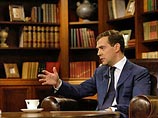 Медведев пригрозил увольнять глав регионов, которые не справляются с безработицей и долгами по зарплате