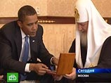 На память о встрече предстоятель РПЦ подарил президенту Соединенных Штатов икону Божией Матери