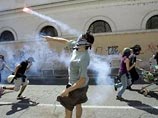 Италия встречает саммит "большой восьмерки" забастовками