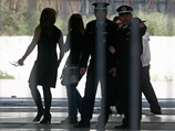 Полиция Греции арестовала банду из пятерых своих коллег, которые продавали женщин для занятий проституцией