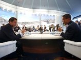 Президент США Барак Обама выдвинул на нынешнем саммите "группы восьми" инициативу, предусматривающую проведение в марте будущего года в Вашингтоне международной встречи на высшем уровне по вопросам ядерной безопасности