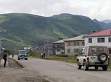 Безвизовый обмен между жителями российских средних и южных Курил и Японией осуществляется с 1992 года на основании межправительственной договоренности для улучшения взаимопонимания народов двух стран Безвизовый обмен между жителями российских средних и южных Курил и Японией осуществляется с 1992 года на основании межправительственной договоренности для улучшения взаимопонимания народов двух стран