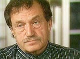 Василия Аксенова похоронили на Ваганьковском кладбище Василия Аксенова похоронили на Ваганьковском кладбище