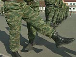 В Ленинградской области солдат-срочник сбежал с автоматом из воинской части из-за долгов и игромании