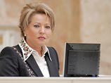 Матвиенко считает, что Петербург не исключат из списка ЮНЕСКО: "мы же не можем не построить новый мост" Матвиенко считает, что Петербург не исключат из списка ЮНЕСКО: "мы же не можем не построить новый мост"