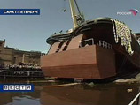 В программе поездки - подъем флага на ледоколе "Санкт-Петербург" и встреча с членами экипажа судна и корабелами