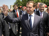 Саакашвили охарактеризовал вчерашний визит Медведева в Цхинвали как "самый постыдный и аморальный прецедент" в истории российской дипломатии