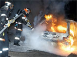 Более 300 автомашин сожжены во Франции в ночь перед праздником Дня взятия Бастилии