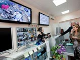 Участники 105-дневного "полета" на Марс "возвратились на Землю" Участники 105-дневного "полета" на Марс "возвратились на Землю"