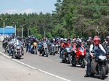 Лукашенко на Harley-Davidson прокатился с байкерами по Минску Лукашенко на Harley-Davidson прокатился с байкерами по Минску