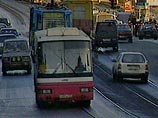 Мощный ливневый циклон, бушующий в Приморье, обрушил за сутки на Владивосток месячную норму осадков, в результате во вторник на оживленном седьмом маршруте остановлено движение трамваев Мощный ливневый циклон, бушующий в Приморье, обрушил за сутки на Владивосток месячную норму осадков, в результате во вторник на оживленном седьмом маршруте остановлено движение трамваев