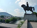 СМИ: американцам придется терпеть в Грузии Саакашвили. Тот уже требует оружия СМИ: американцам придется терпеть в Грузии Саакашвили. Тот уже требует оружия