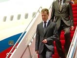 Президент Медведев прибыл в "ядерный" Саров
