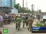Разбор завалов на месте обрушения жилого дома в Астрахани продолжался всю ночь в три смены