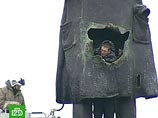 Взорванный в Петербурге памятник Ленину демонтируют, сэкономив 8 млн рублей Взорванный в Петербурге памятник Ленину демонтируют, сэкономив 8 млн рублей